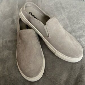 OutWoods Faux Suede Gray Slip Ons. NWOB Sz 10